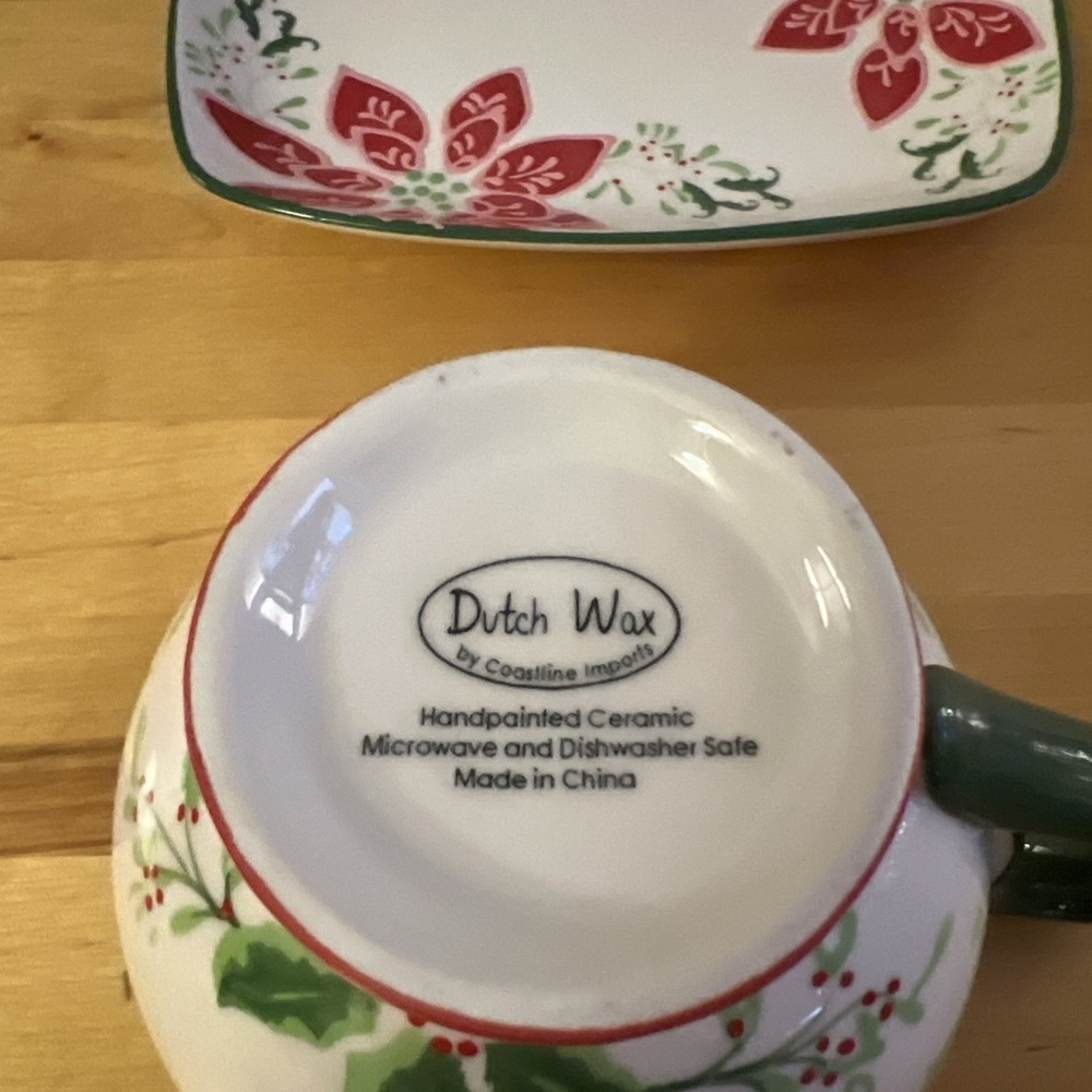 NEW Dutch Wax HAPPY HOLIDAYS Pointsettia 2 Piece Stoneware Soup & Sandwich Set - Picture 3 of 6